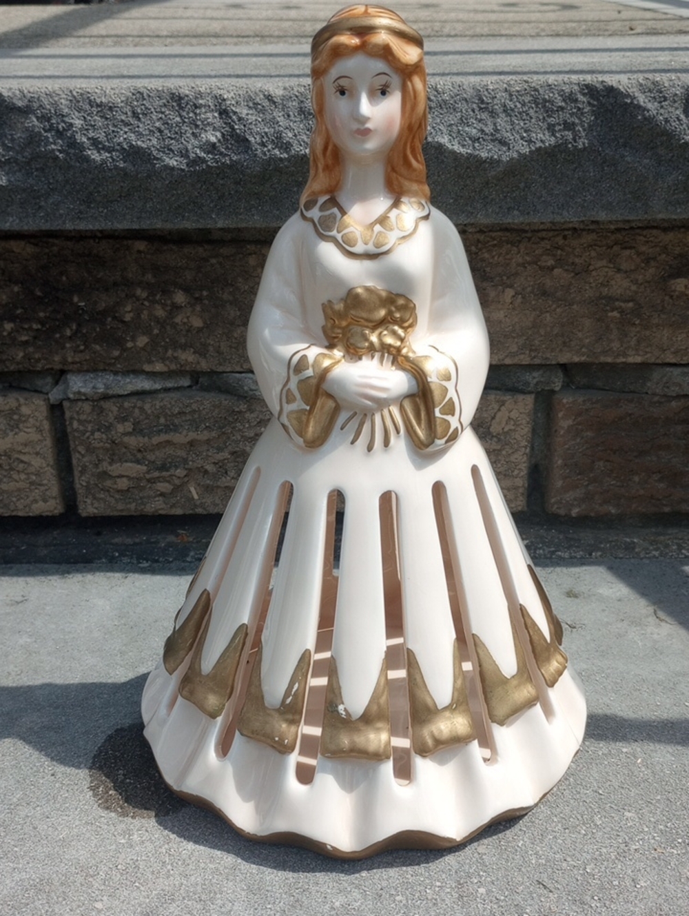 Lillian Vernon Vintage Porcelain Angel, Cream w/ Metallic Gold